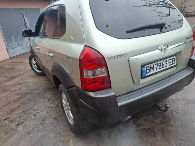 Бежевий Хендай Туксон, об'ємом двигуна 2 л та пробігом 180 тис. км за 7700 $, фото 4 на Automoto.ua