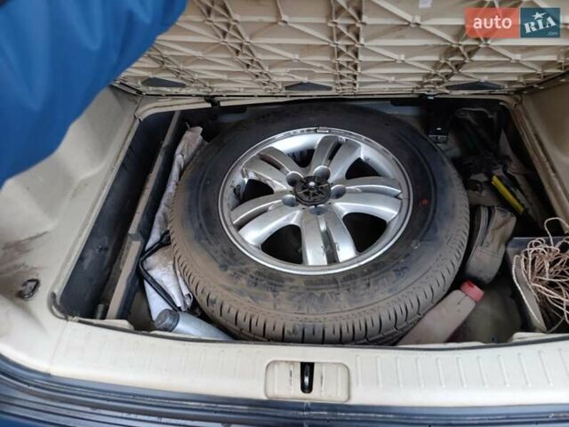 Бежевый Хендай Туксон, объемом двигателя 2.7 л и пробегом 191 тыс. км за 6800 $, фото 14 на Automoto.ua