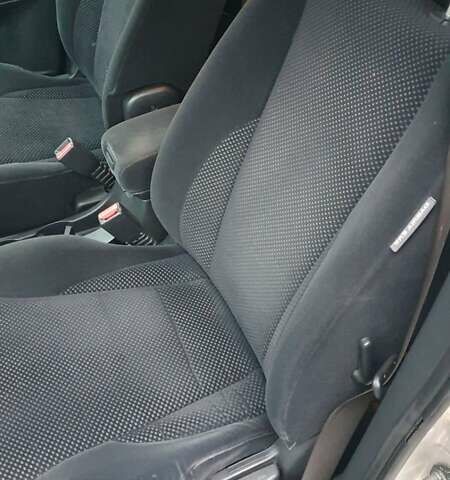 Бежевый Хендай Туксон, объемом двигателя 2 л и пробегом 254 тыс. км за 7700 $, фото 32 на Automoto.ua