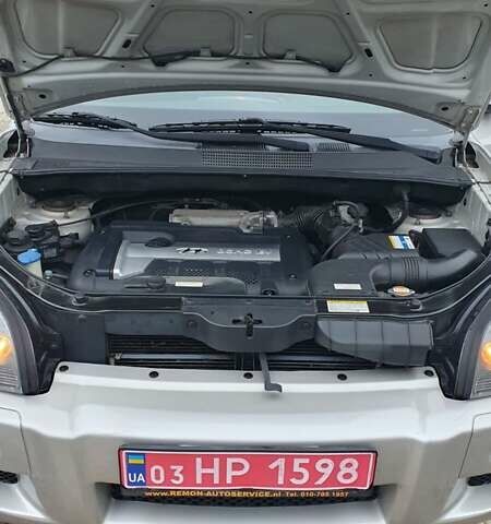 Бежевый Хендай Туксон, объемом двигателя 2 л и пробегом 254 тыс. км за 7700 $, фото 34 на Automoto.ua