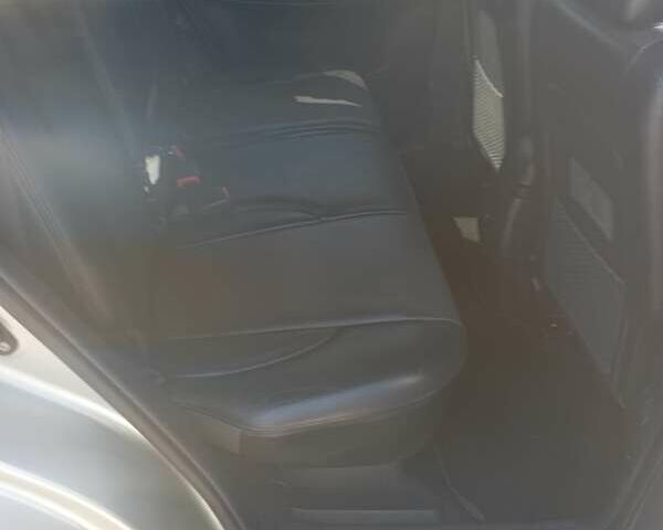 Бежевый Хендай Туксон, объемом двигателя 2 л и пробегом 184 тыс. км за 7800 $, фото 16 на Automoto.ua