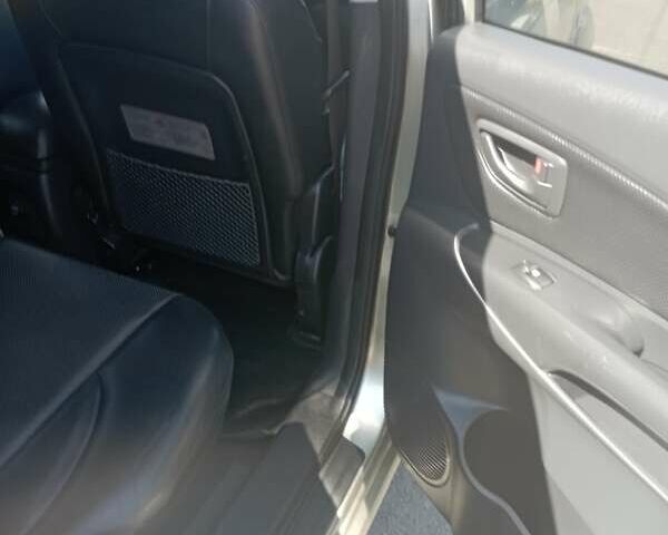 Бежевый Хендай Туксон, объемом двигателя 2 л и пробегом 184 тыс. км за 7800 $, фото 17 на Automoto.ua