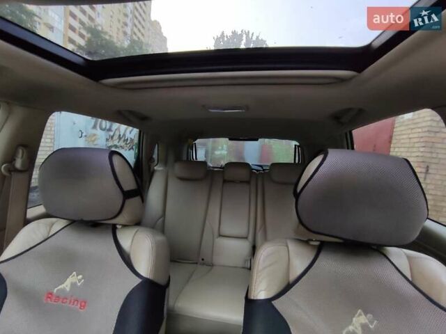 Бежевый Хендай Туксон, объемом двигателя 1.98 л и пробегом 264 тыс. км за 7500 $, фото 17 на Automoto.ua