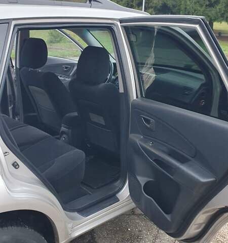 Бежевый Хендай Туксон, объемом двигателя 2 л и пробегом 254 тыс. км за 7700 $, фото 20 на Automoto.ua