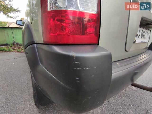 Бежевый Хендай Туксон, объемом двигателя 1.98 л и пробегом 264 тыс. км за 7500 $, фото 10 на Automoto.ua