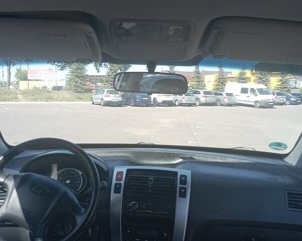 Бежевый Хендай Туксон, объемом двигателя 2 л и пробегом 184 тыс. км за 7800 $, фото 20 на Automoto.ua