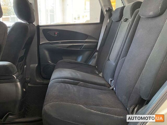 Бежевий Хендай Туксон, об'ємом двигуна 2 л та пробігом 270 тис. км за 7700 $, фото 9 на Automoto.ua