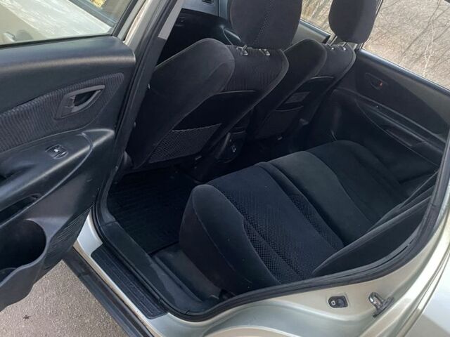 Бежевый Хендай Туксон, объемом двигателя 2 л и пробегом 344 тыс. км за 6200 $, фото 11 на Automoto.ua