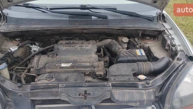 Бежевий Хендай Туксон, об'ємом двигуна 1.98 л та пробігом 292 тис. км за 9000 $, фото 2 на Automoto.ua