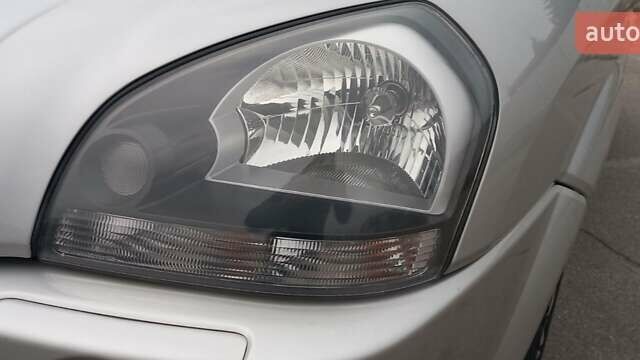 Бежевый Хендай Туксон, объемом двигателя 2 л и пробегом 171 тыс. км за 8750 $, фото 23 на Automoto.ua