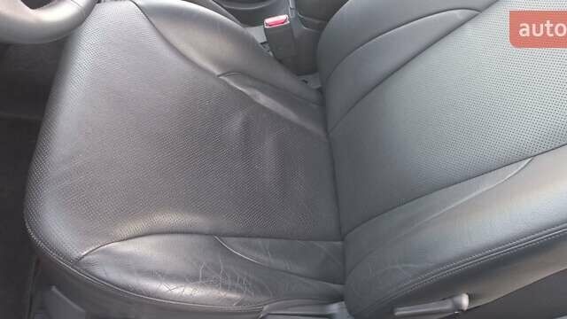 Бежевый Хендай Туксон, объемом двигателя 2 л и пробегом 171 тыс. км за 8750 $, фото 44 на Automoto.ua