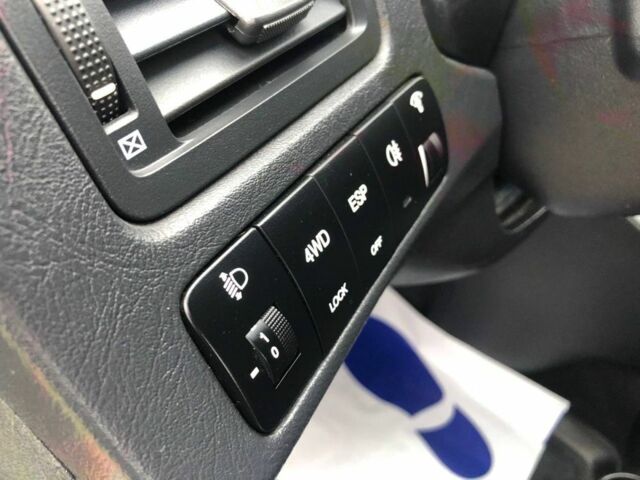 Хендай Туксон 2009 в Киеве на Automoto.ua Бежевый Хендай Туксон, объемом двигателя 2 л и пробегом 140 тыс. км за 4200 $, фото 22 на Automoto.ua