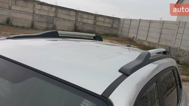 Бежевый Хендай Туксон, объемом двигателя 2 л и пробегом 171 тыс. км за 8750 $, фото 28 на Automoto.ua