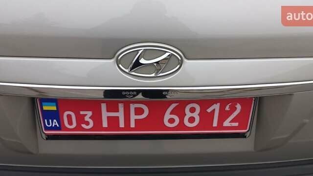 Бежевый Хендай Туксон, объемом двигателя 2 л и пробегом 171 тыс. км за 8750 $, фото 17 на Automoto.ua