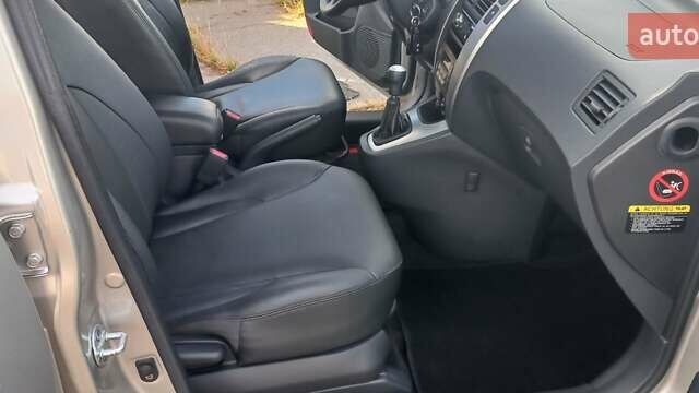 Бежевый Хендай Туксон, объемом двигателя 2 л и пробегом 171 тыс. км за 8750 $, фото 48 на Automoto.ua