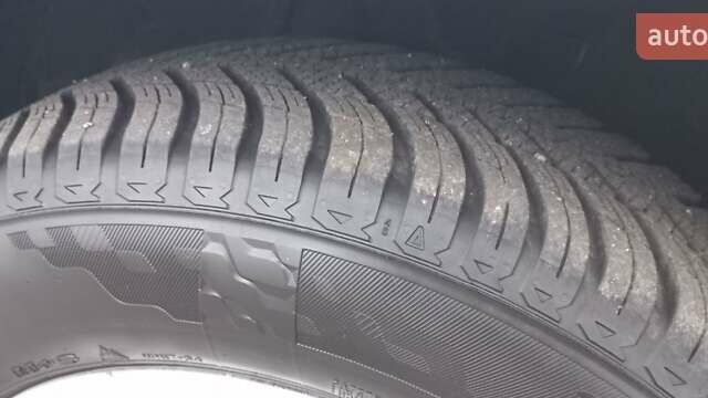 Бежевый Хендай Туксон, объемом двигателя 2 л и пробегом 171 тыс. км за 8750 $, фото 25 на Automoto.ua