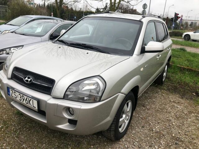 Хендай Туксон 2009 в Киеве на Automoto.ua Бежевый Хендай Туксон, объемом двигателя 2 л и пробегом 140 тыс. км за 4200 $, фото 2 на Automoto.ua