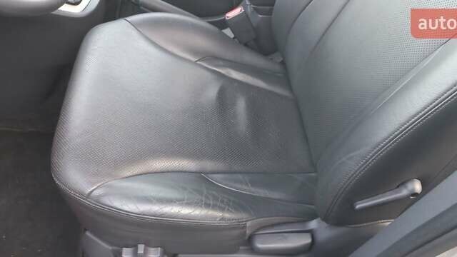 Бежевый Хендай Туксон, объемом двигателя 2 л и пробегом 171 тыс. км за 8750 $, фото 43 на Automoto.ua