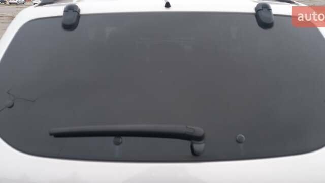 Бежевый Хендай Туксон, объемом двигателя 2 л и пробегом 171 тыс. км за 8750 $, фото 19 на Automoto.ua