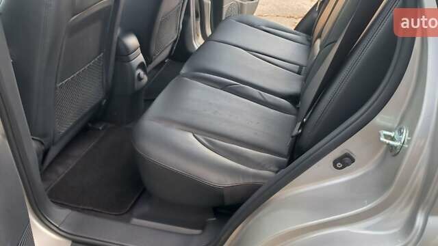 Бежевый Хендай Туксон, объемом двигателя 2 л и пробегом 171 тыс. км за 8750 $, фото 60 на Automoto.ua