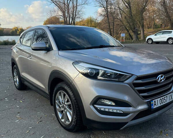 Бежевий Хендай Туксон, об'ємом двигуна 1.59 л та пробігом 171 тис. км за 14700 $, фото 7 на Automoto.ua