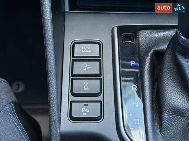 Бежевый Хендай Туксон, объемом двигателя 1.6 л и пробегом 170 тыс. км за 16500 $, фото 22 на Automoto.ua