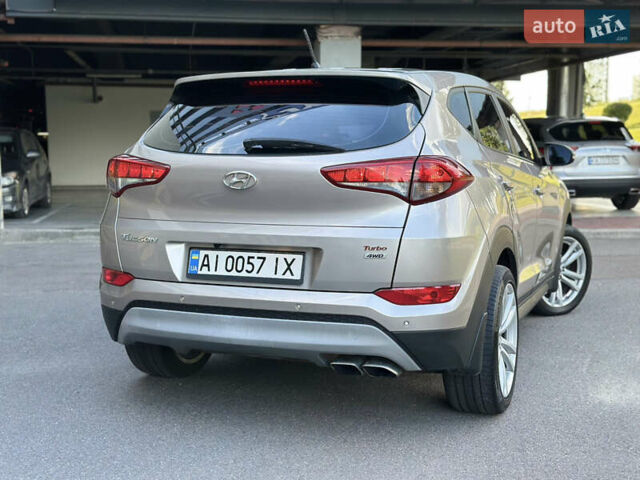 Бежевый Хендай Туксон, объемом двигателя 1.6 л и пробегом 170 тыс. км за 16500 $, фото 8 на Automoto.ua
