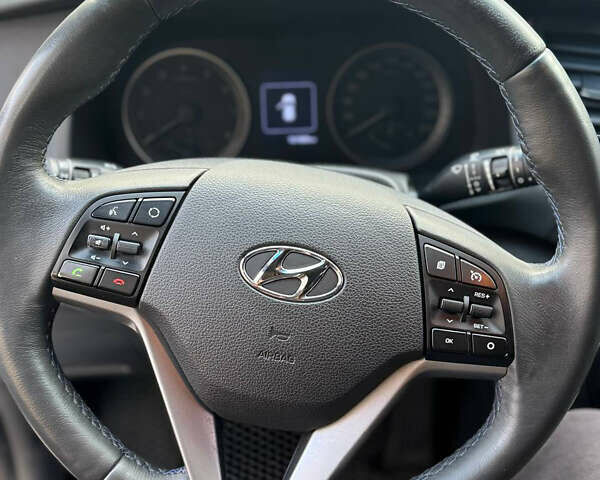 Бежевий Хендай Туксон, об'ємом двигуна 1.59 л та пробігом 171 тис. км за 14700 $, фото 14 на Automoto.ua