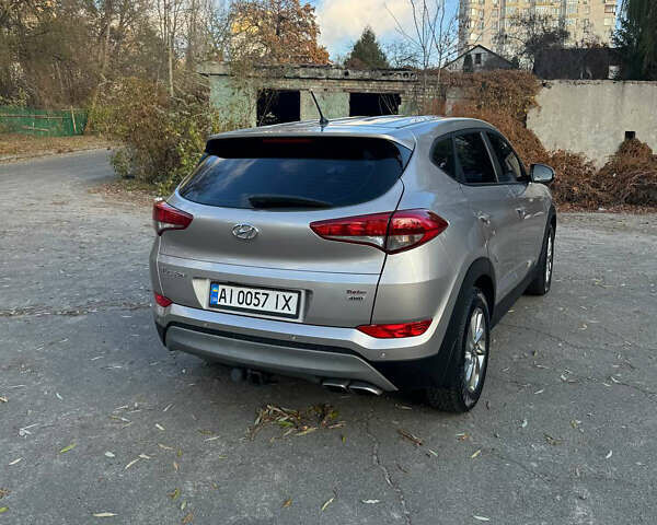 Бежевий Хендай Туксон, об'ємом двигуна 1.59 л та пробігом 171 тис. км за 14700 $, фото 16 на Automoto.ua