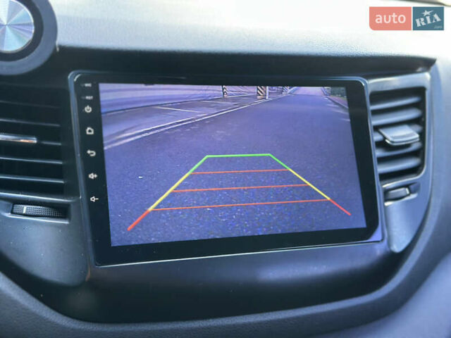 Бежевый Хендай Туксон, объемом двигателя 1.6 л и пробегом 170 тыс. км за 16500 $, фото 20 на Automoto.ua