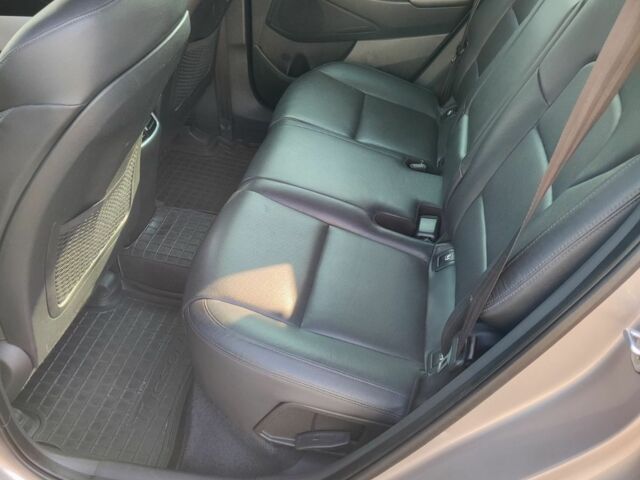 Бежевый Хендай Туксон, объемом двигателя 0 л и пробегом 148 тыс. км за 19500 $, фото 4 на Automoto.ua