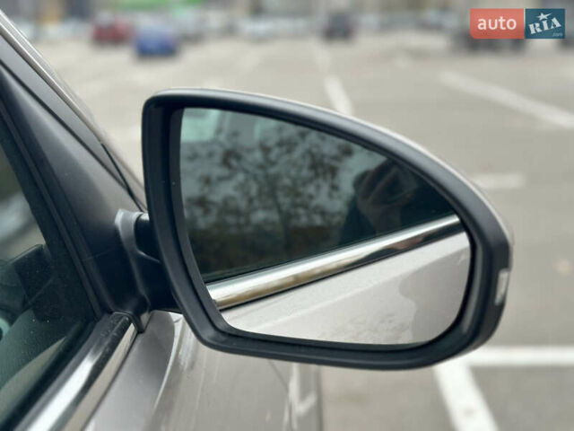 Бежевый Хендай Туксон, объемом двигателя 2 л и пробегом 101 тыс. км за 20700 $, фото 24 на Automoto.ua