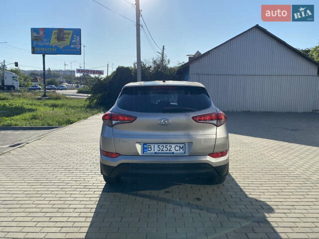 Бежевий Хендай Туксон, об'ємом двигуна 2 л та пробігом 185 тис. км за 15500 $, фото 3 на Automoto.ua