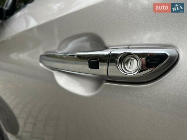 Бежевий Хендай Туксон, об'ємом двигуна 2 л та пробігом 125 тис. км за 19999 $, фото 60 на Automoto.ua