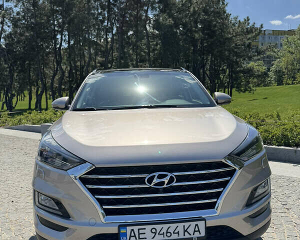 Бежевий Хендай Туксон, об'ємом двигуна 2 л та пробігом 106 тис. км за 22500 $, фото 43 на Automoto.ua