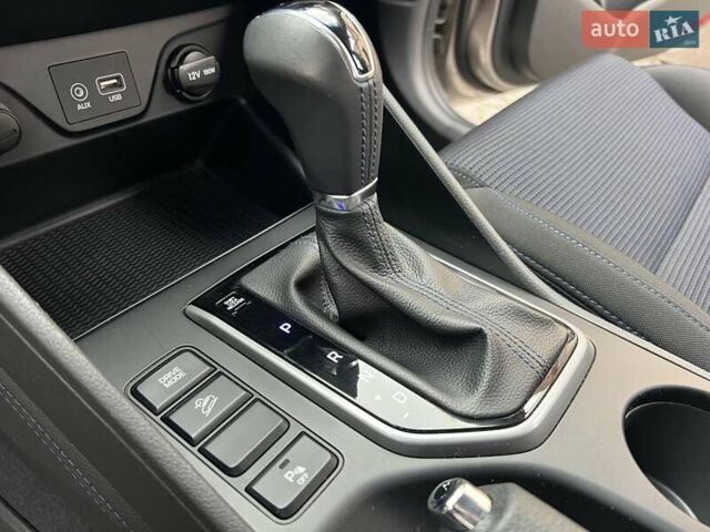 Бежевий Хендай Туксон, об'ємом двигуна 2 л та пробігом 50 тис. км за 21500 $, фото 20 на Automoto.ua