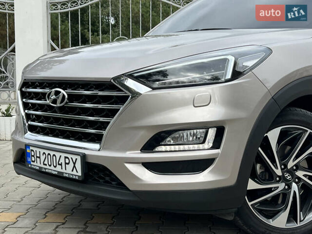 Бежевый Хендай Туксон, объемом двигателя 2 л и пробегом 125 тыс. км за 19999 $, фото 61 на Automoto.ua