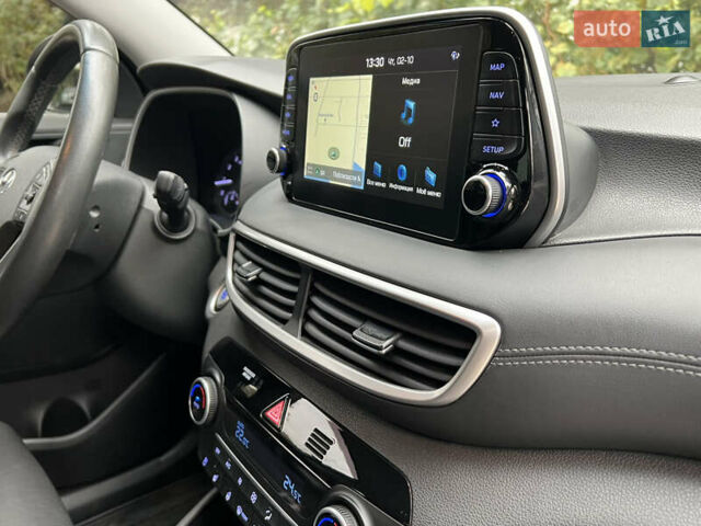 Бежевый Хендай Туксон, объемом двигателя 2 л и пробегом 125 тыс. км за 19999 $, фото 26 на Automoto.ua