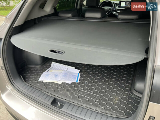 Бежевий Хендай Туксон, об'ємом двигуна 2 л та пробігом 125 тис. км за 19999 $, фото 22 на Automoto.ua