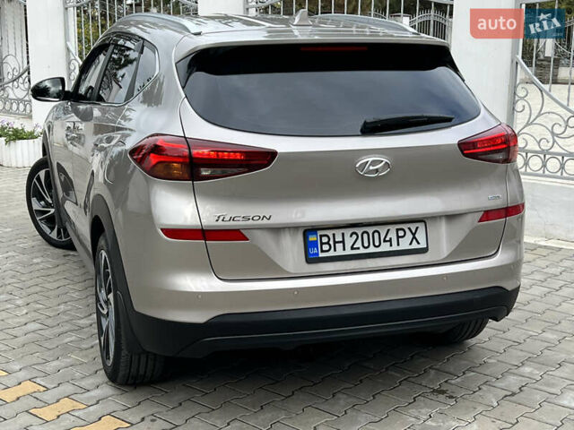 Бежевий Хендай Туксон, об'ємом двигуна 2 л та пробігом 125 тис. км за 19999 $, фото 30 на Automoto.ua