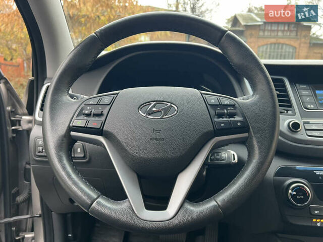 Бежевый Хендай Туксон, объемом двигателя 2 л и пробегом 50 тыс. км за 19500 $, фото 11 на Automoto.ua