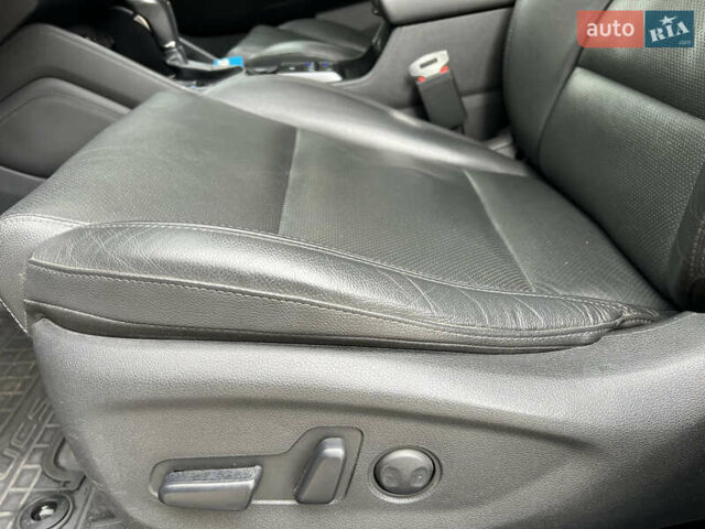 Бежевий Хендай Туксон, об'ємом двигуна 2 л та пробігом 125 тис. км за 19999 $, фото 42 на Automoto.ua