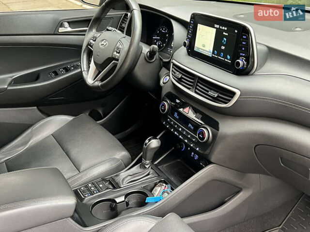 Бежевый Хендай Туксон, объемом двигателя 2 л и пробегом 125 тыс. км за 19999 $, фото 53 на Automoto.ua