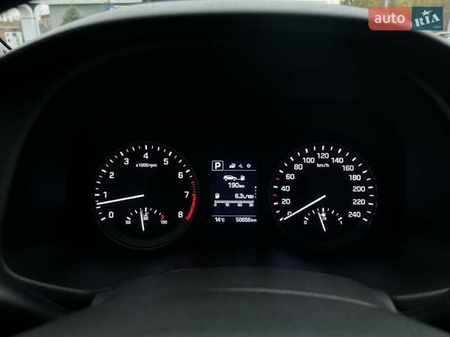 Бежевый Хендай Туксон, объемом двигателя 2 л и пробегом 50 тыс. км за 20500 $, фото 42 на Automoto.ua