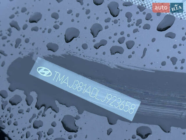 Бежевий Хендай Туксон, об'ємом двигуна 2 л та пробігом 151 тис. км за 19500 $, фото 12 на Automoto.ua