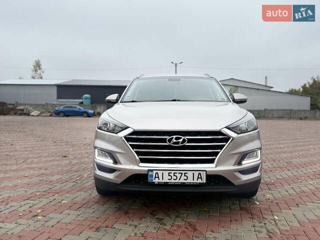 Бежевий Хендай Туксон, об'ємом двигуна 2 л та пробігом 106 тис. км за 20900 $, фото 4 на Automoto.ua