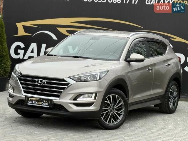 Бежевый Хендай Туксон, объемом двигателя 2 л и пробегом 92 тыс. км за 20900 $, фото 4 на Automoto.ua