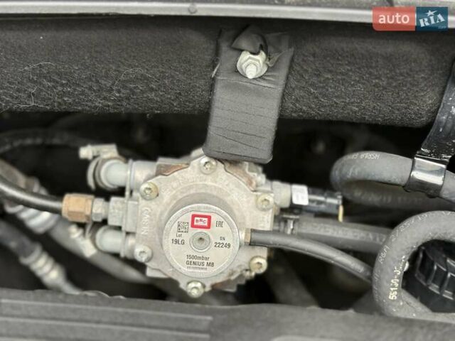 Бежевый Хендай Туксон, объемом двигателя 2 л и пробегом 92 тыс. км за 20900 $, фото 64 на Automoto.ua