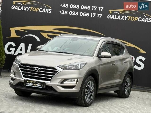 Бежевый Хендай Туксон, объемом двигателя 2 л и пробегом 92 тыс. км за 20900 $, фото 1 на Automoto.ua