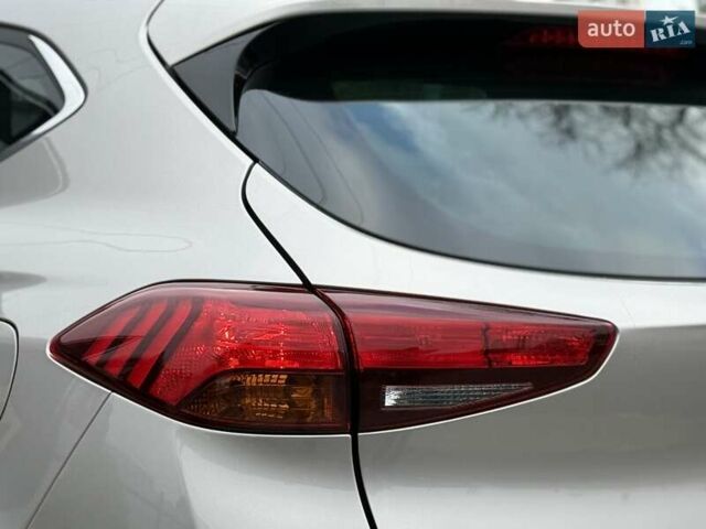 Бежевый Хендай Туксон, объемом двигателя 2 л и пробегом 92 тыс. км за 20900 $, фото 27 на Automoto.ua